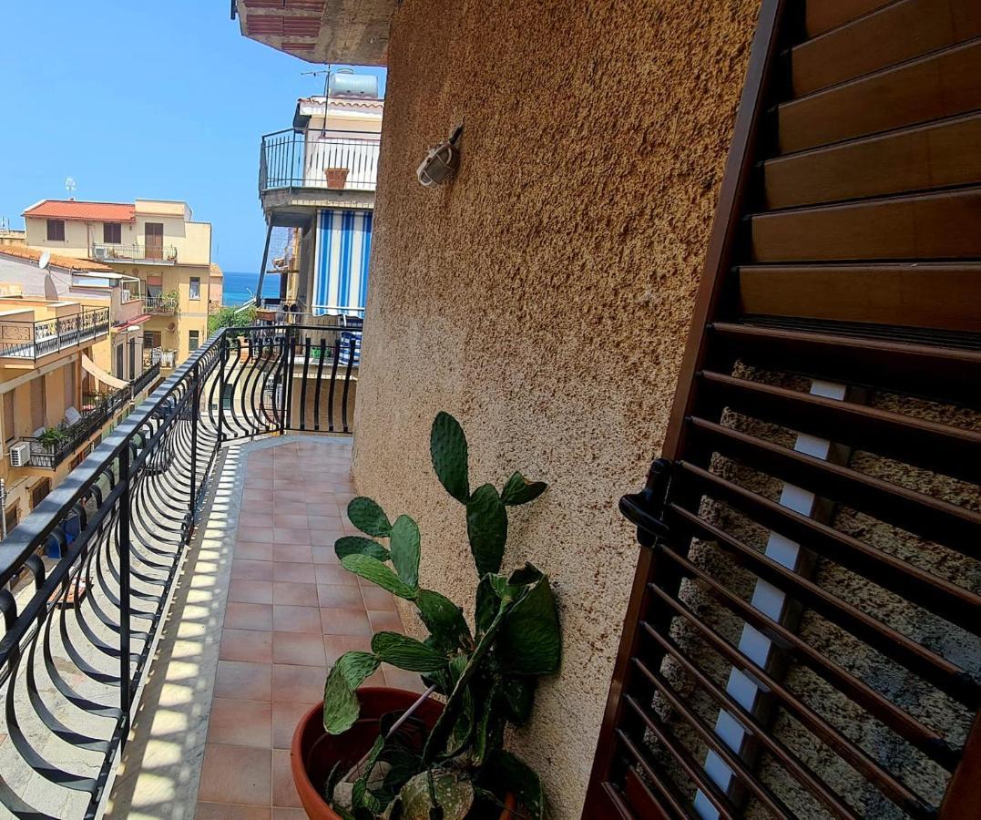 A Casa Di Sasy Palermo Exterior foto